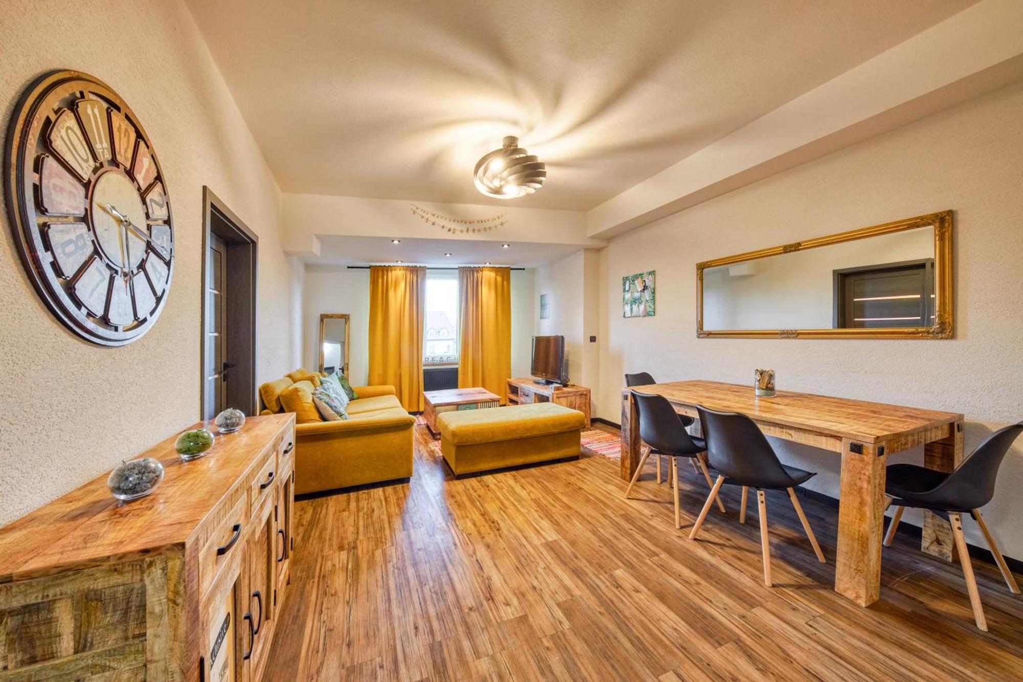 Mahalo Apartment براتسيلافا المظهر الخارجي الصورة