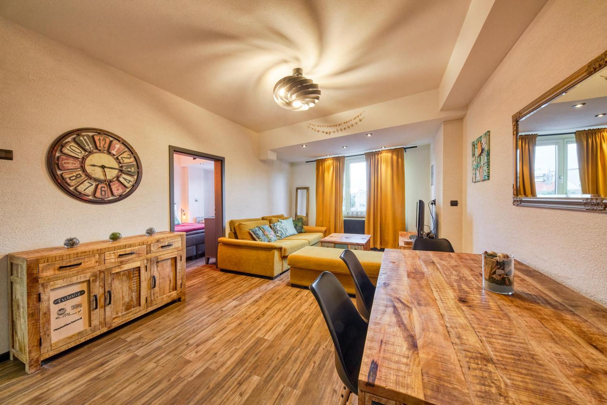 Mahalo Apartment براتسيلافا المظهر الخارجي الصورة